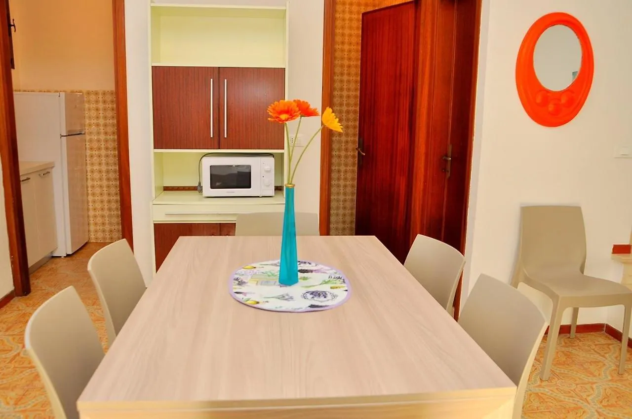 Apartment Near The Beach For 7 Guests - Beahost Bibione Villa